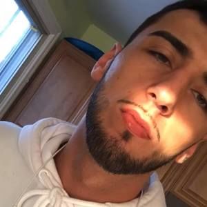 Meet your Posher, Mickael